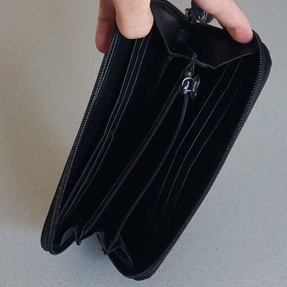 Brighton Vintage Black Leather Croc Zip Around Wallet with Silver Embellishments - Picture 8 of 14